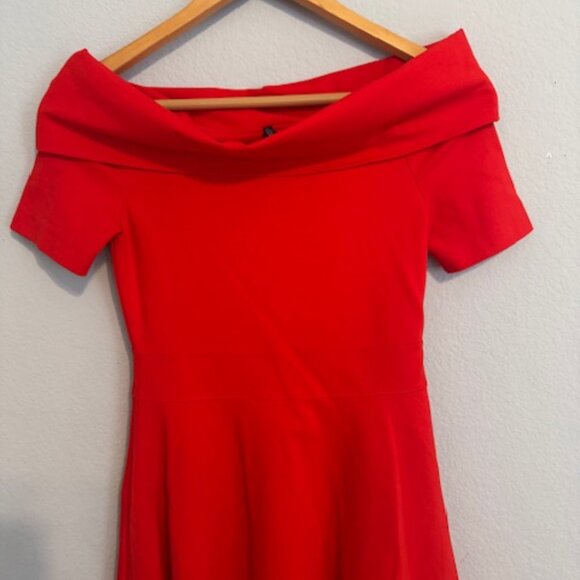 Karen Millen Dress! Size 4 - Picture 8 of 9